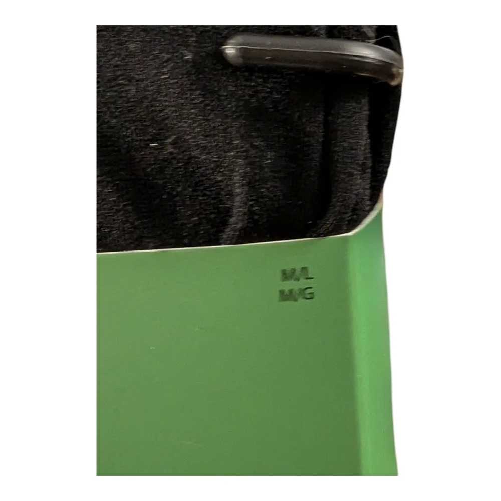 NWT BRAND NEW KATE SPADE New York Women's Black Tights Pantyhose Accessories M/L